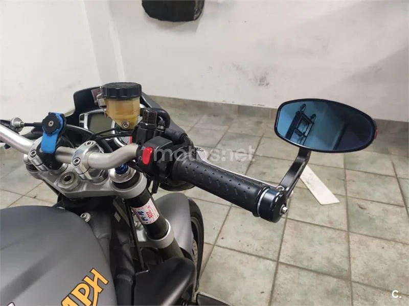 Triumph Street Triple R – Vista 3