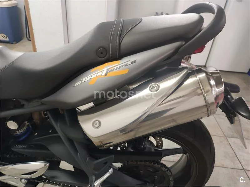 Triumph Street Triple R – Vista 7
