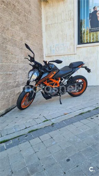 KTM 125 – Vista 2