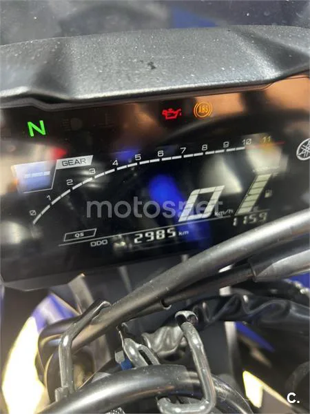 Yamaha R7 – Vista 4