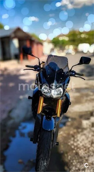 Kawasaki Z750 – Vista 3