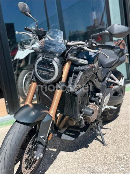 Honda CB 650 R – Vista 3