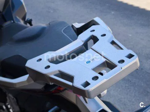 Honda X-ADV – Vista 6