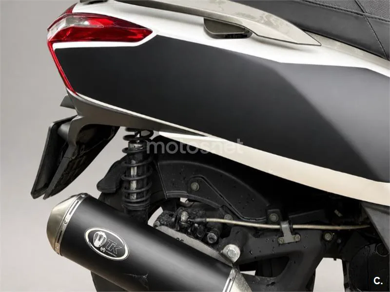 Kymco Super Dink 125 – Vista 4