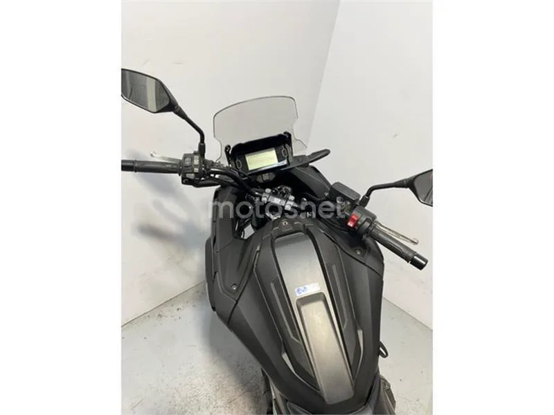 Honda NC 750 X – Vista 7