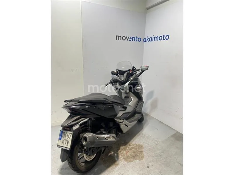 Honda Forza – Vista 8