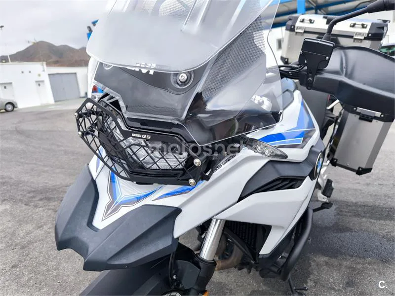 BMW F 750 – Vista 12