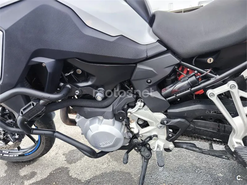 BMW F 750 – Vista 10