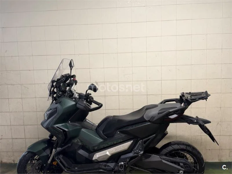 Honda X-ADV - Vista 4