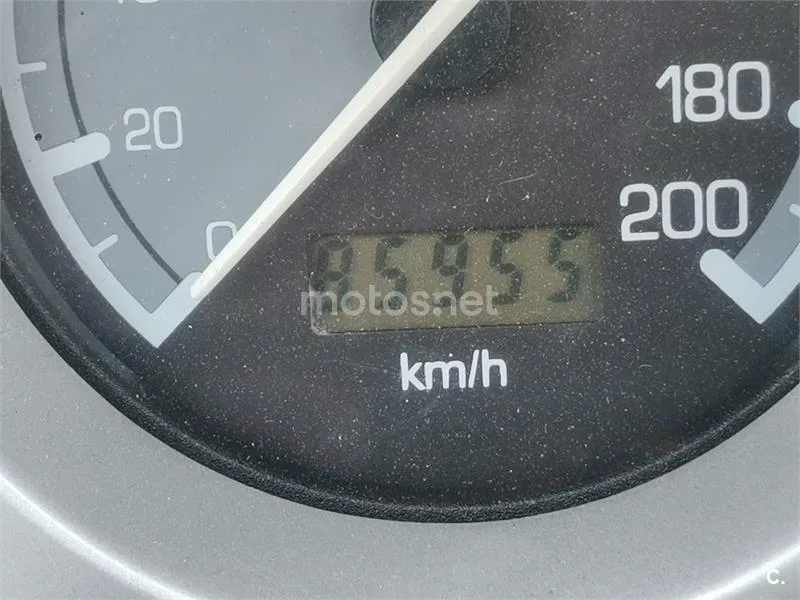 BMW F 650 CS – Vista 3