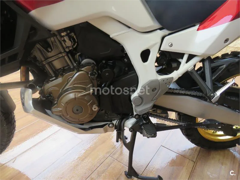 Honda CRF 1000L Africa Twin – Vista 12