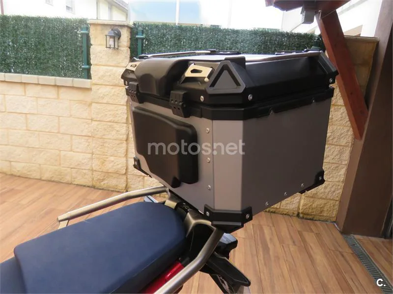 Honda CRF 1000L Africa Twin – Vista 9