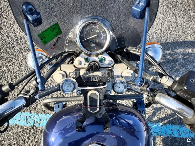 Suzuki Marauder 250 – Vista 3