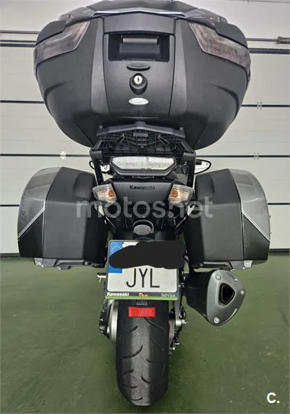Kawasaki 1400GTR – Vista 3
