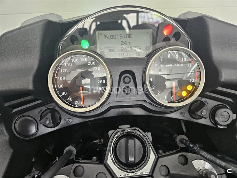 Kawasaki 1400GTR – Vista 5