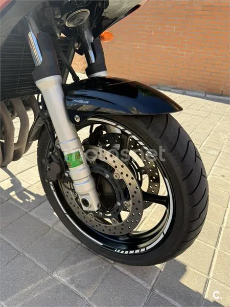 Yamaha FZ6 Fazer - Vista 6