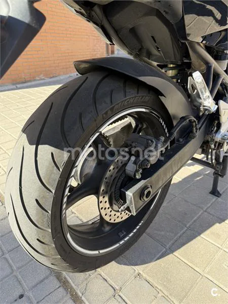 Yamaha FZ6 Fazer - Vista 7