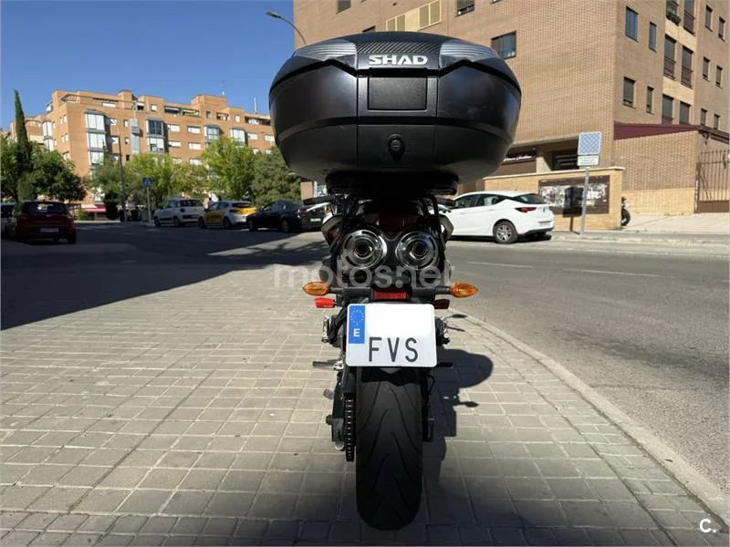 Yamaha FZ6 Fazer - Vista 8