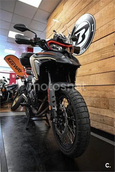 Benelli TRK 702 X – Vista 19