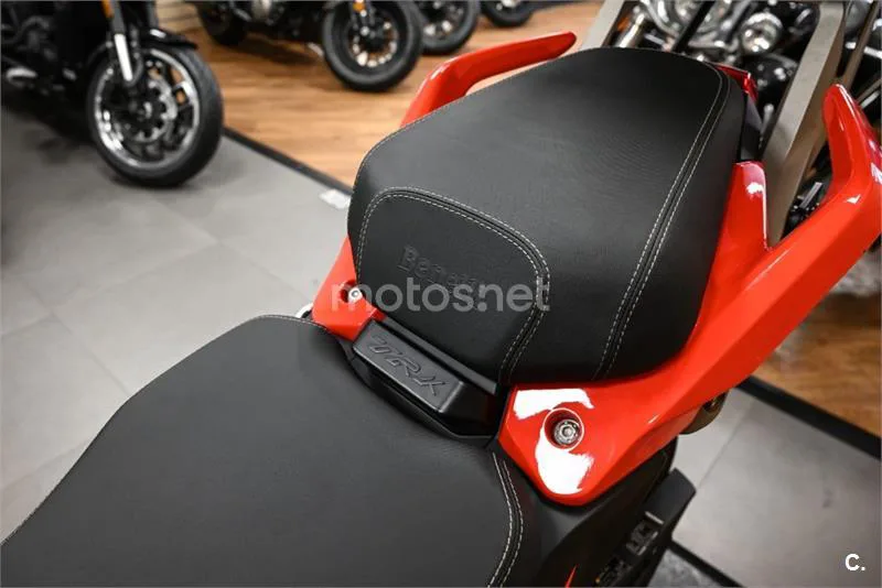 Benelli TRK 702 X – Vista 6