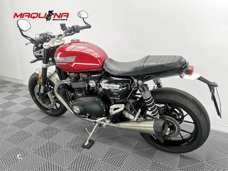 Triumph Speed Twin 1200 – Vista 15