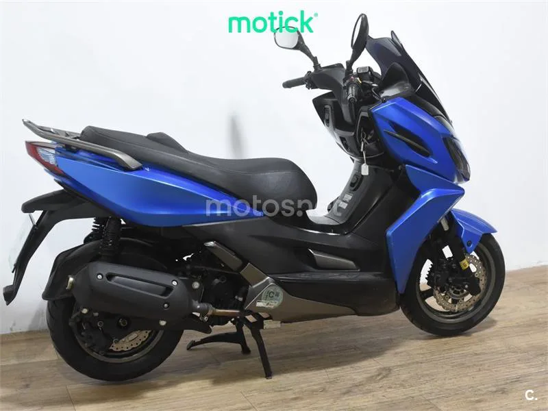 Kymco K-XCT 125i – Vista 10