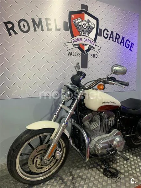 Harley-Davidson Sportster 883 – Vista 16
