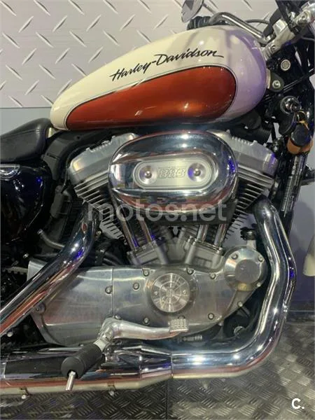 Harley-Davidson Sportster 883 – Vista 3