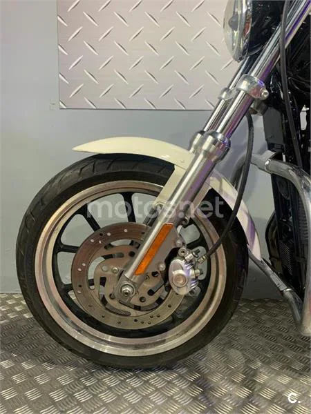 Harley-Davidson Sportster 883 – Vista 6