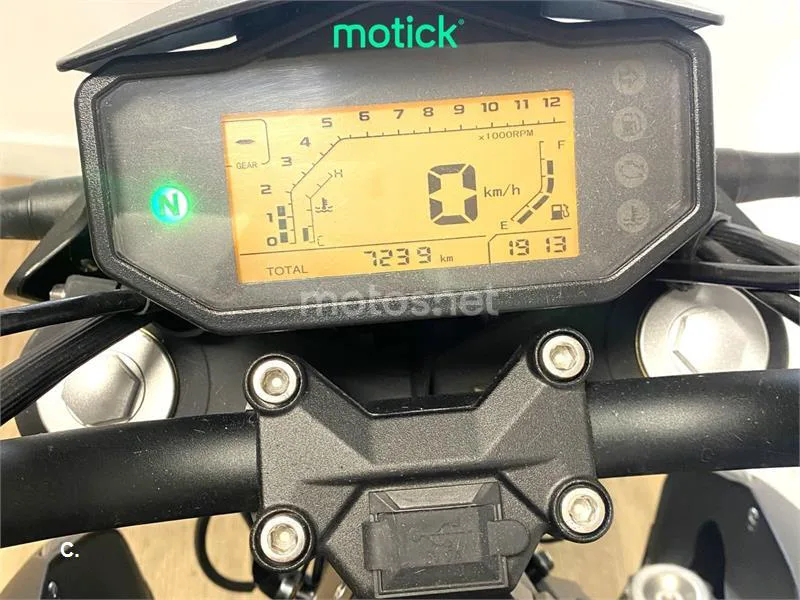 Keeway RKF 125 – Vista 4