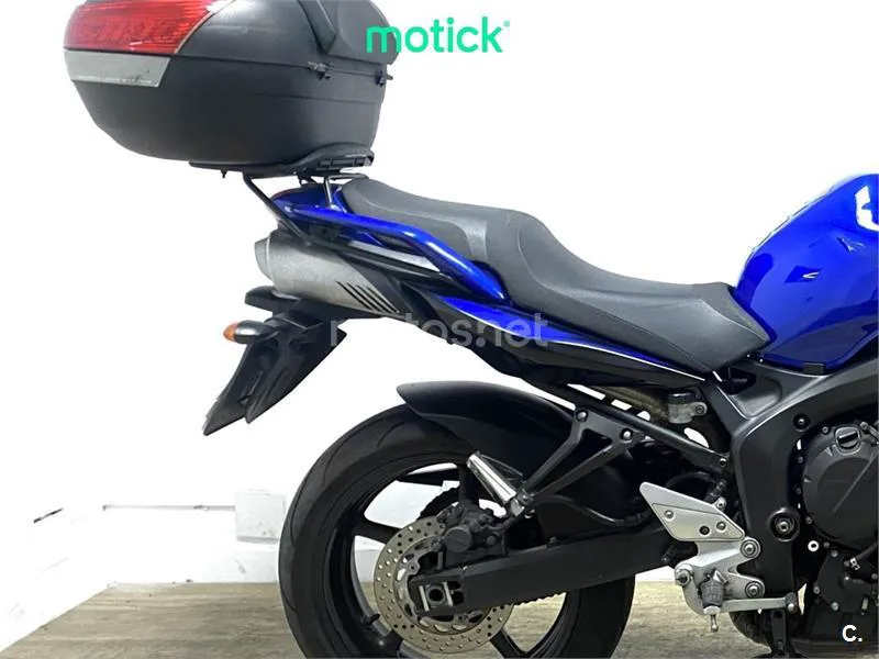 Yamaha FZ6 Fazer – Vista 3