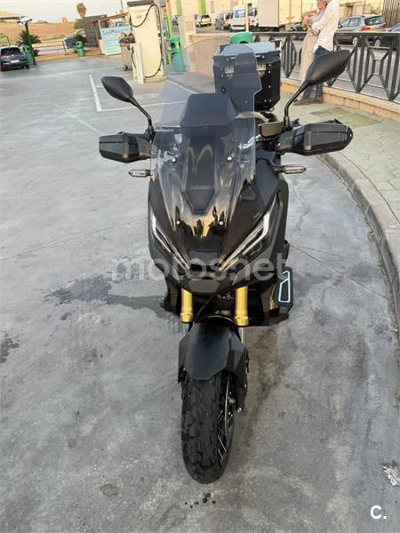Honda X-ADV – Vista 4