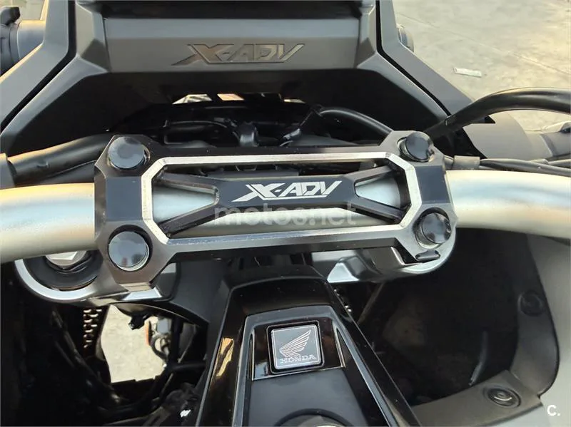 Honda X-ADV – Vista 6