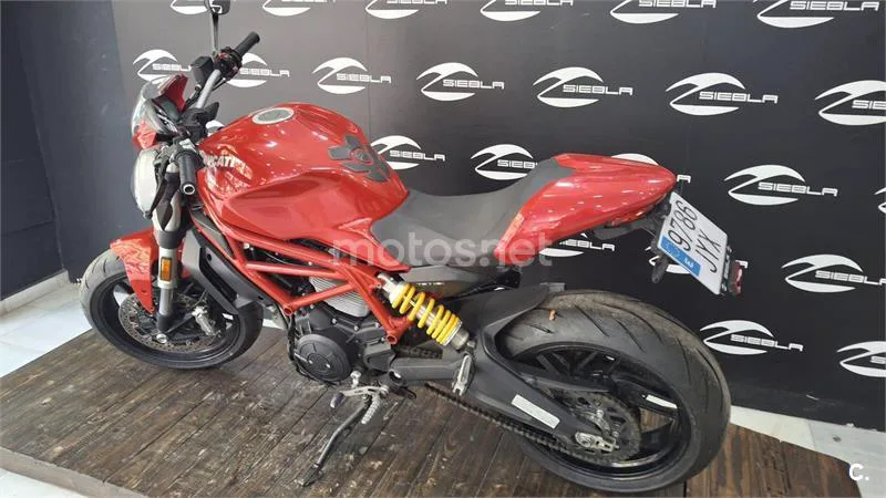 Ducati Monster 797 – Vista 4