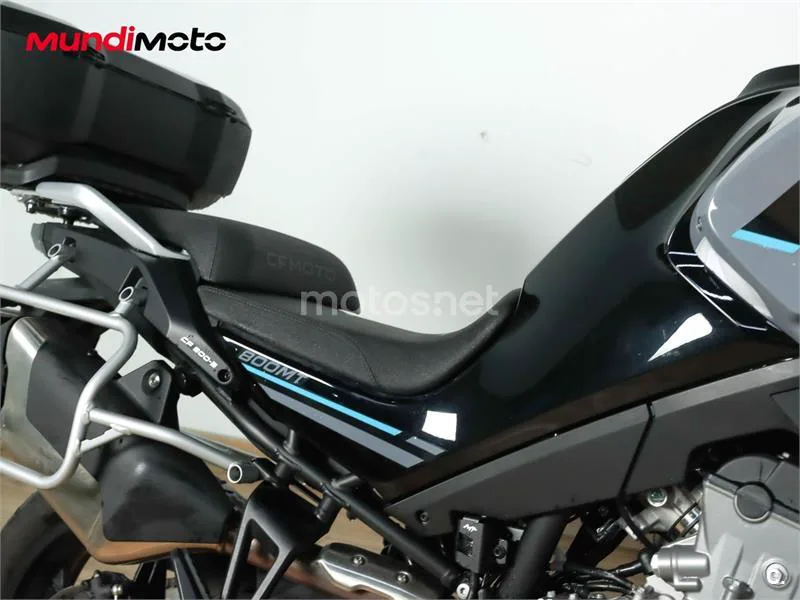CFMOTO 300CL-X – Vista 22