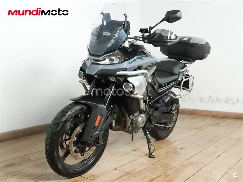 CFMOTO 300CL-X – Vista 7