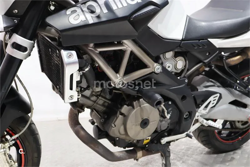 Aprilia Shiver 750 – Vista 13