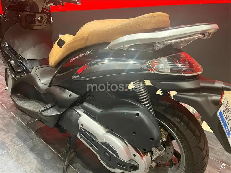Piaggio Beverly 400 – Vista 13