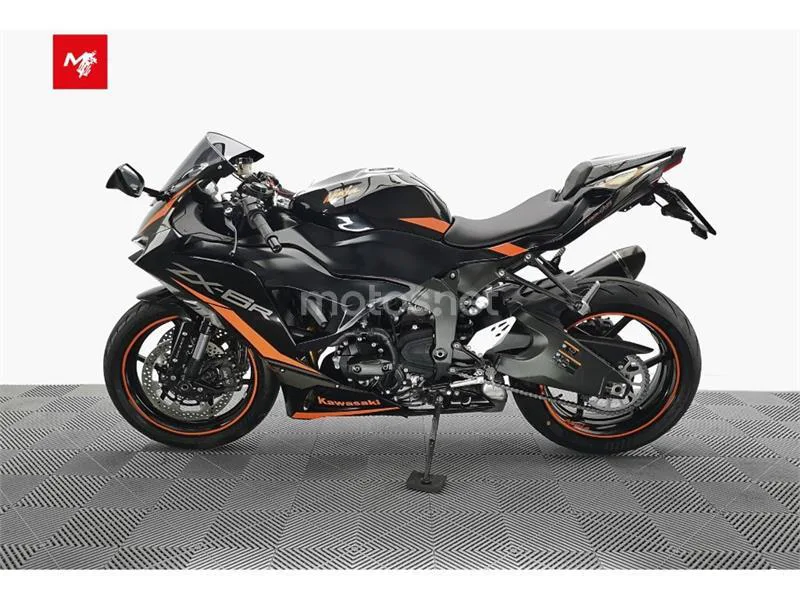 Kawasaki Ninja ZX-6R – Vista 17