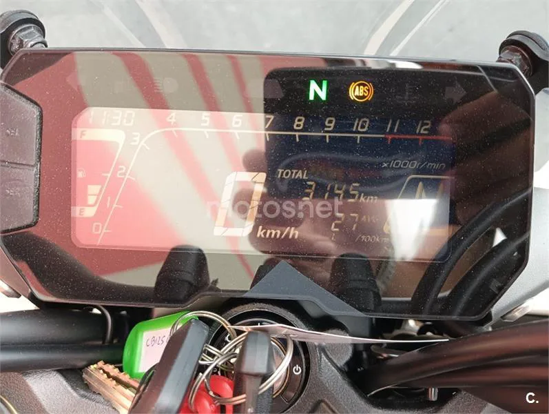 Honda CB 125 R – Vista 6