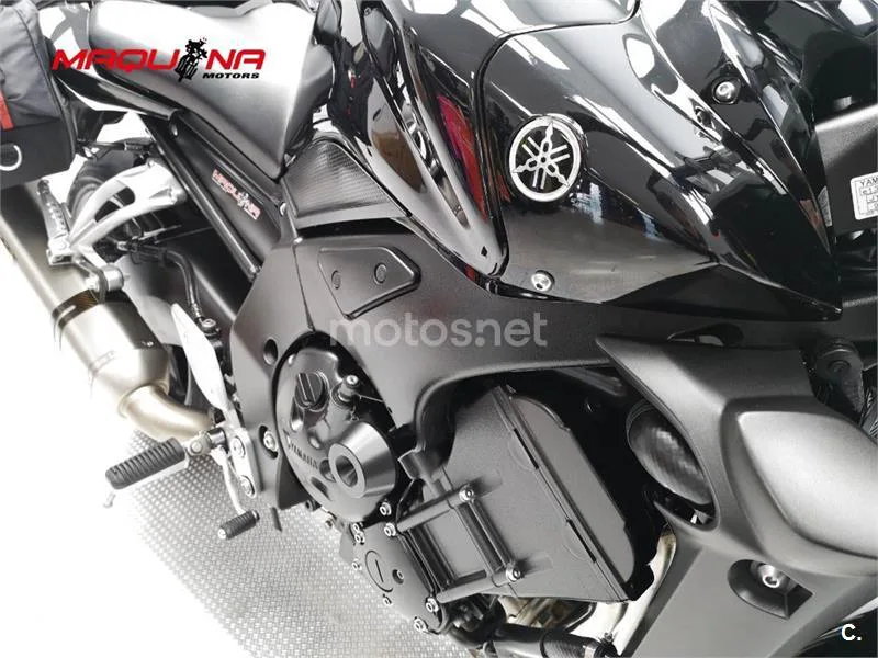 Yamaha FZ1 – Vista 12