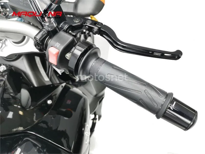 Yamaha FZ1 – Vista 8