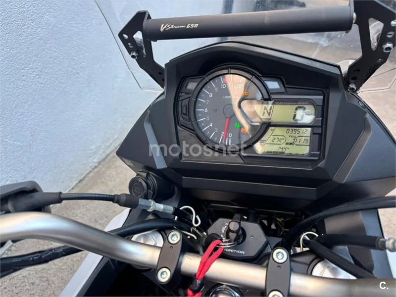 Suzuki V-Strom 650 – Vista 6