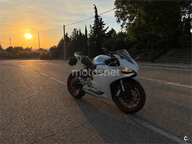 Ducati 899 Panigale – Vista 8