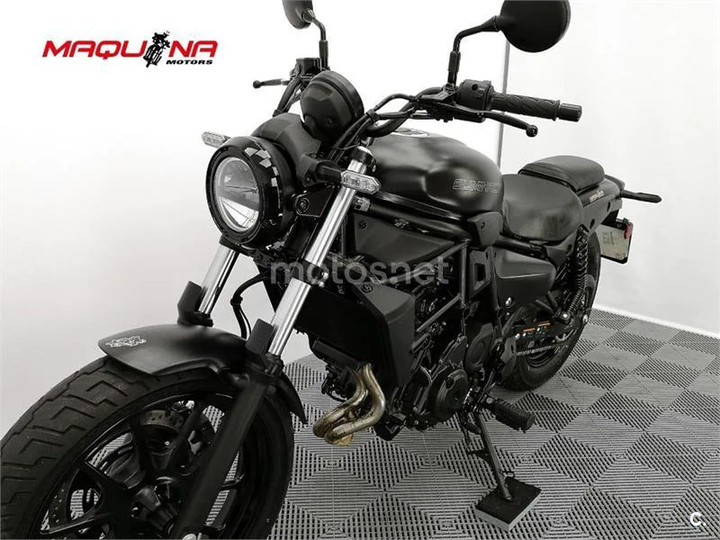 Kawasaki Eliminator 500 – Vista 19