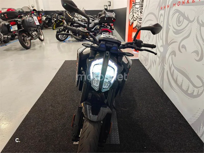 KTM 790 – Vista 4