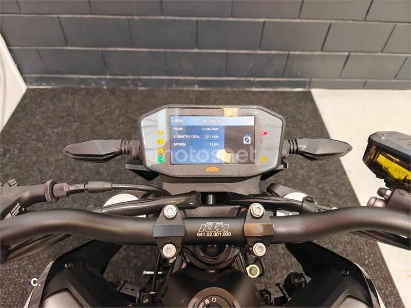 KTM 790 – Vista 8