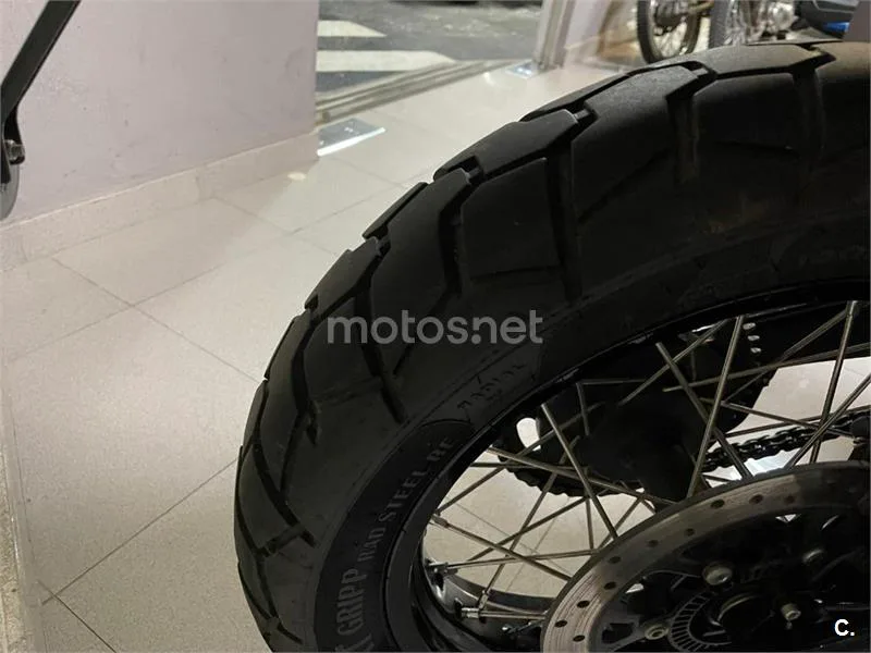 Royal Enfield Himalayan 450 – Vista 11