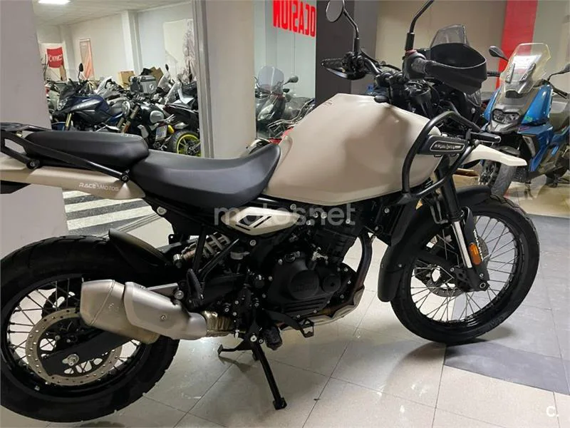 Royal Enfield Himalayan 450 – Vista 5