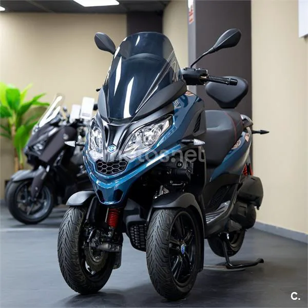 Piaggio MP3 – Vista 4
